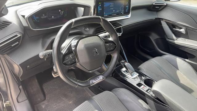 Peugeot E-208 image 8