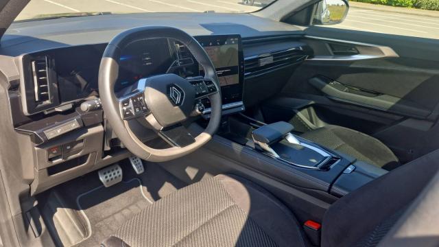 Renault Austral image 9