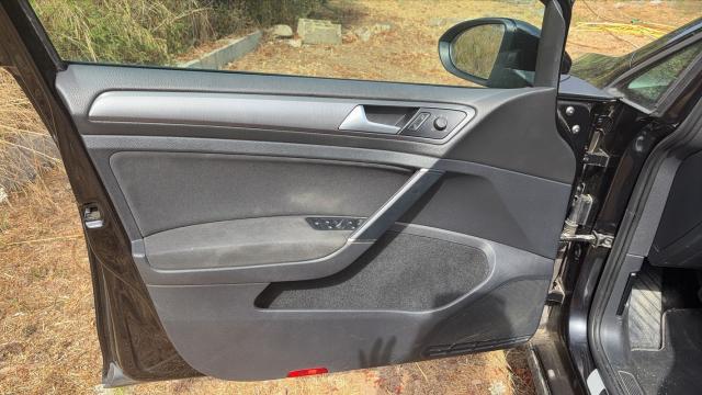Volkswagen Golf image 2