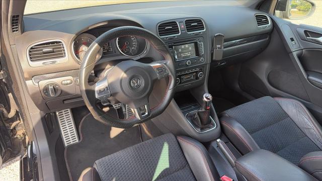 Volkswagen Golf image 8