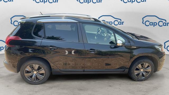 Peugeot 2008 image 2