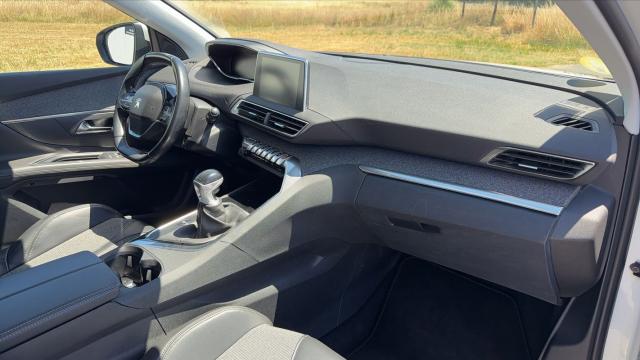 Peugeot 3008 image 5