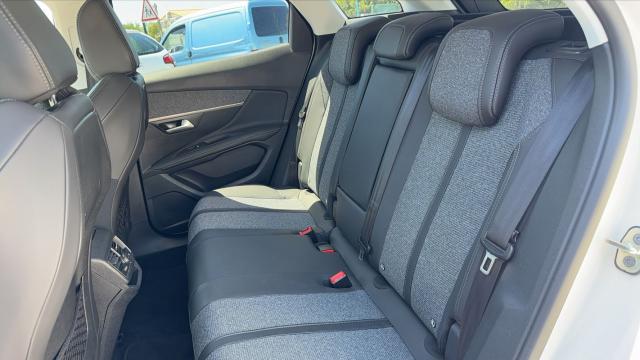 Peugeot 3008 image 6