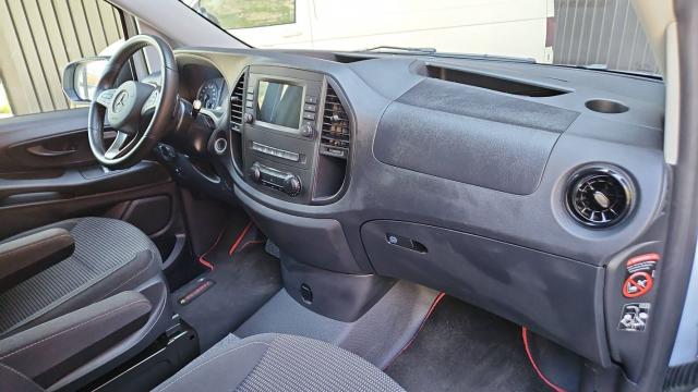 Mercedes Benz Vito image 8