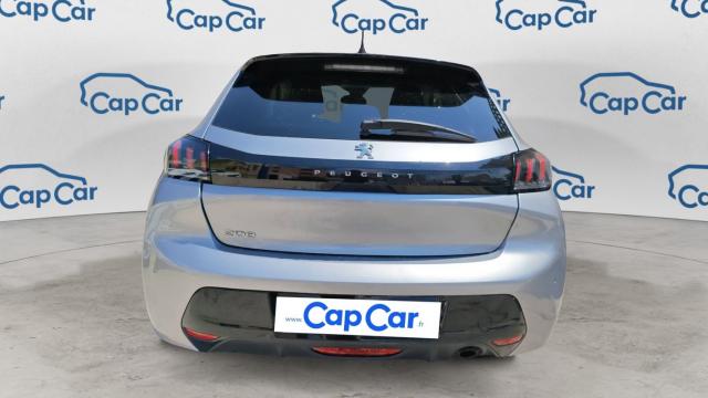 Peugeot 208 image 8
