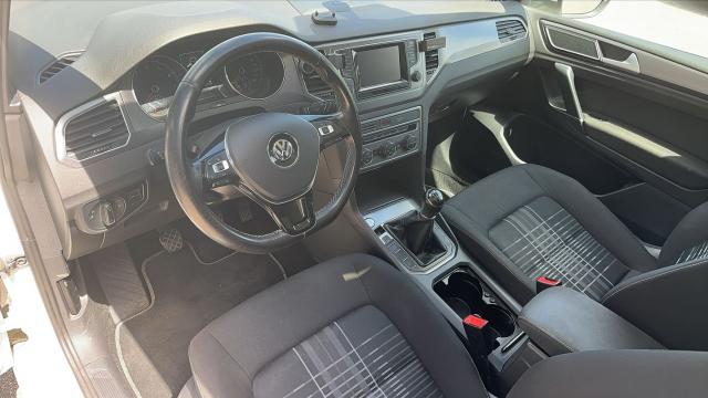 Volkswagen Golf Sportsvan image 6