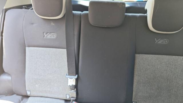 Toyota Yaris image 8