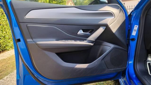 Peugeot 308 image 8