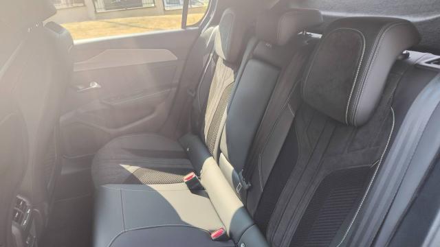 Peugeot 308 image 1