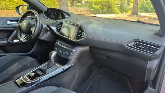 Peugeot 308 image 7