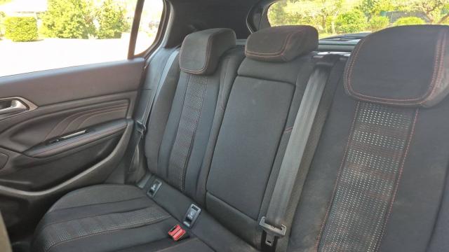 Peugeot 308 image 8