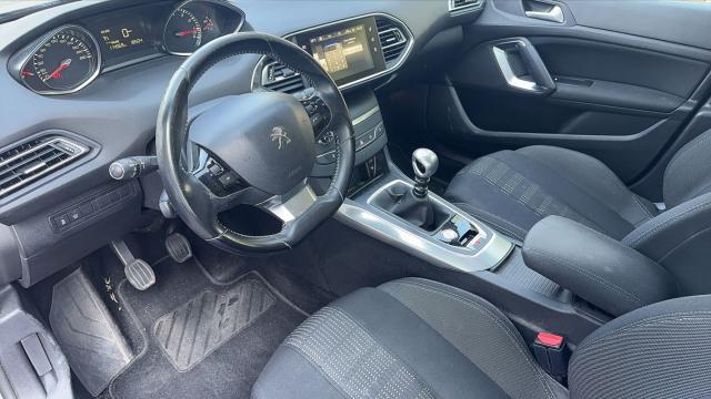 Peugeot 308 image 7
