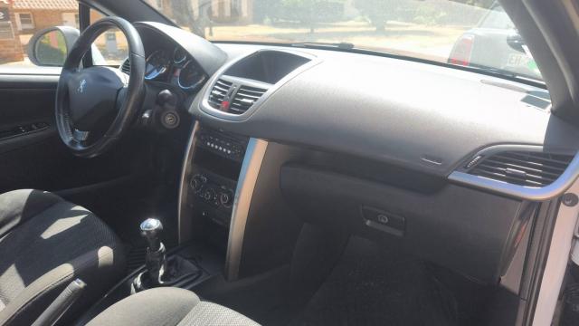 Peugeot 207 Cc image 9