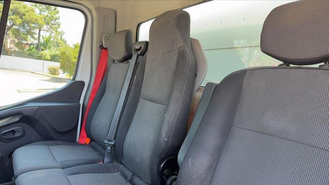Renault Master image 2
