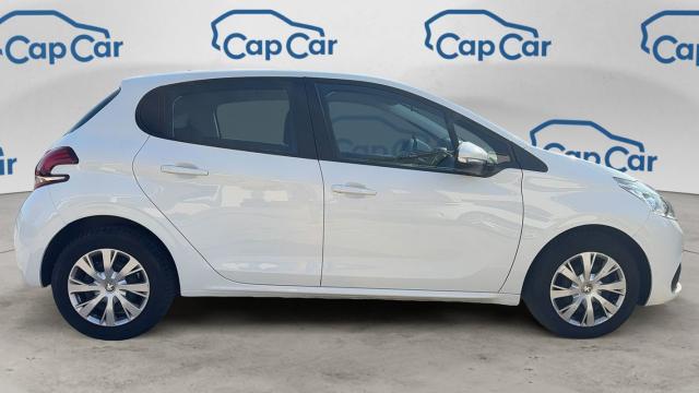 Peugeot 208 image 1
