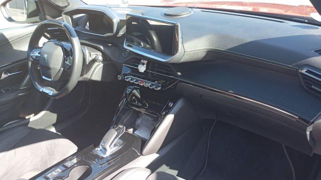 Peugeot 2008 image 7