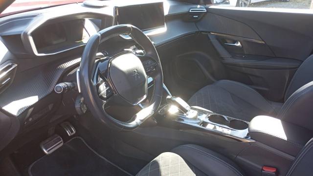Peugeot 2008 image 4