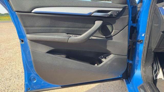 Bmw X1 image 2