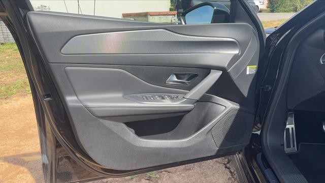 Peugeot 308 image 1