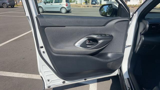Toyota Yaris Cross image 2