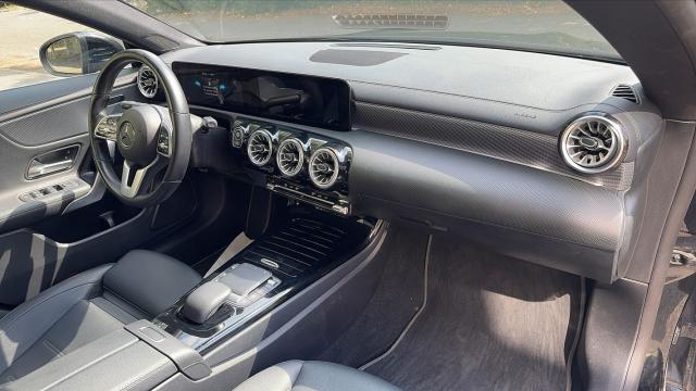 Mercedes Benz Cla Shooting Brake image 6