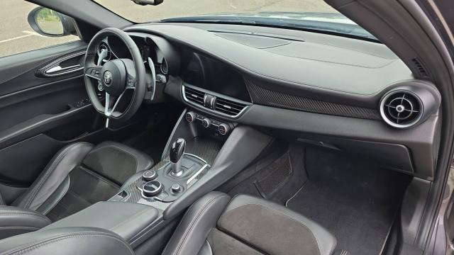 Alfa Romeo Giulia image 4