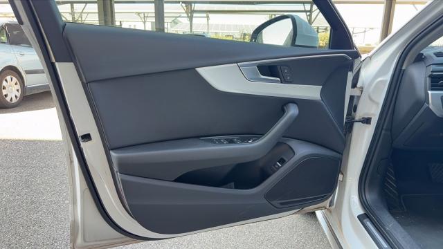 Audi A4 Allroad image 7