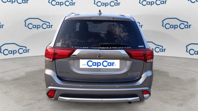 Mitsubishi Outlander image 5