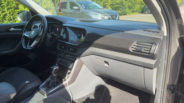 Volkswagen T-Cross image 1