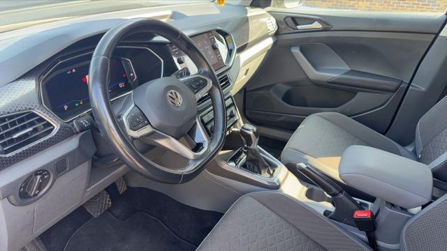 Volkswagen T-Cross image 7