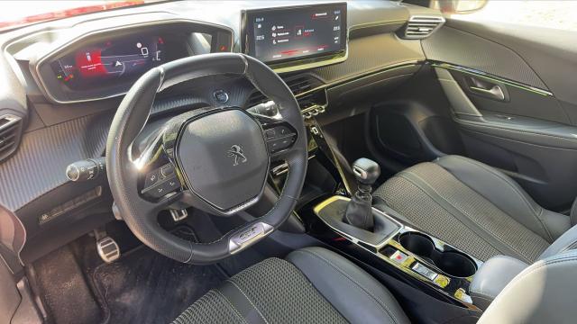 Peugeot 208 image 7