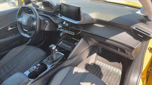 Peugeot 208 image 4