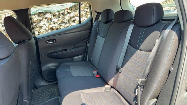 Nissan Leaf image 9