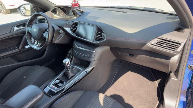 Peugeot 308 image 1