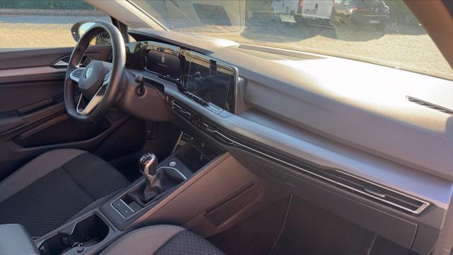Volkswagen Golf image 5