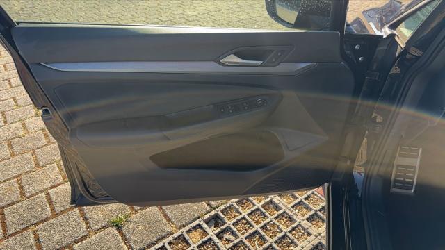 Volkswagen Golf image 1