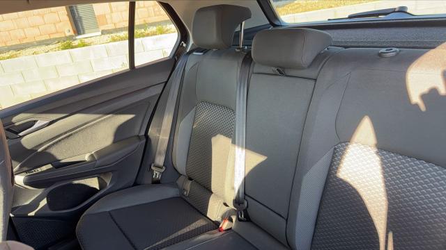 Volkswagen Golf image 7