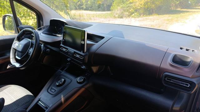 Peugeot Rifter image 2