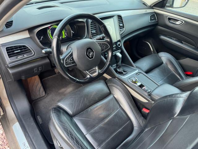 Renault Talisman Estate image 6