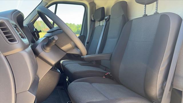 Nissan Interstar image 7