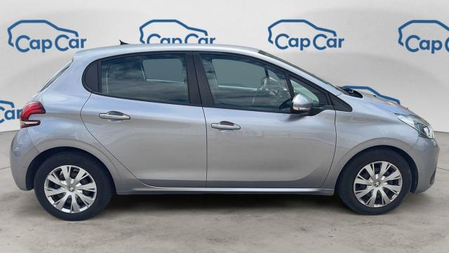 Peugeot 208 image 8