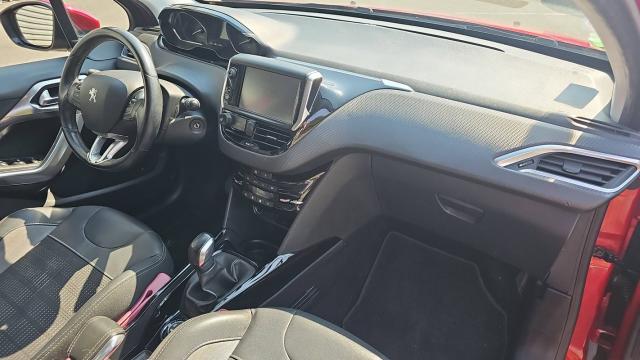 Peugeot 2008 image 4