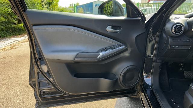 Nissan Juke image 3