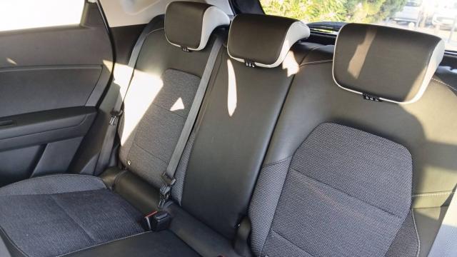 Renault Captur image 1