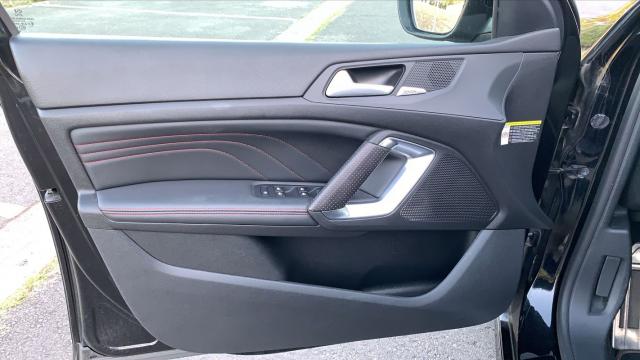 Peugeot 308 image 3