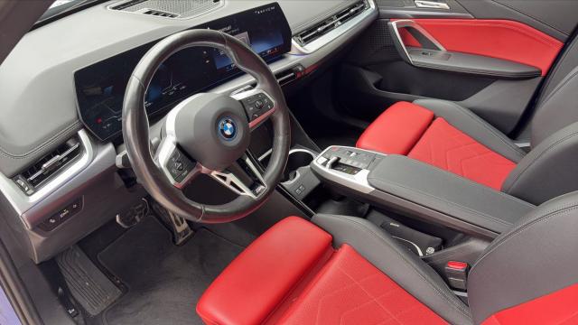 Bmw Ix1 image 6
