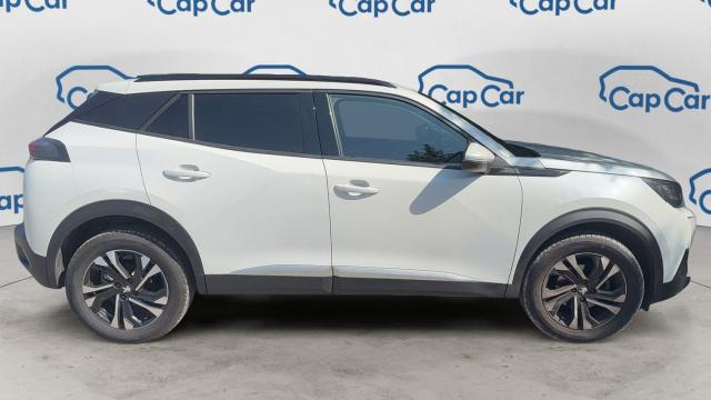 Peugeot 2008 image 8