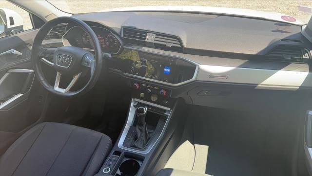 Audi Q3 image 4