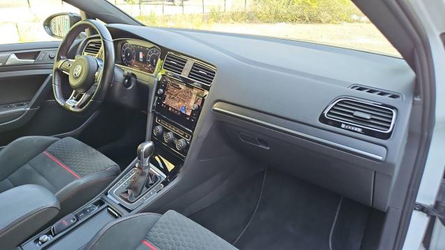 Volkswagen Golf image 1