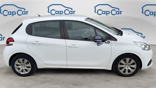 Peugeot 208 image 1
